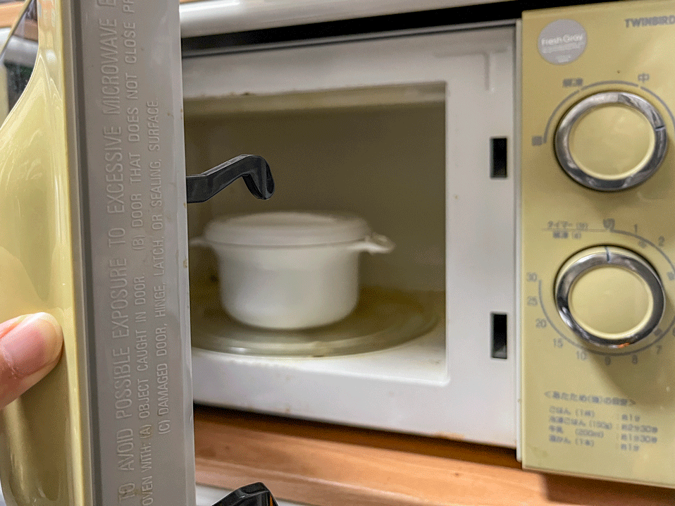 フーフークッカー 電子レンジへ